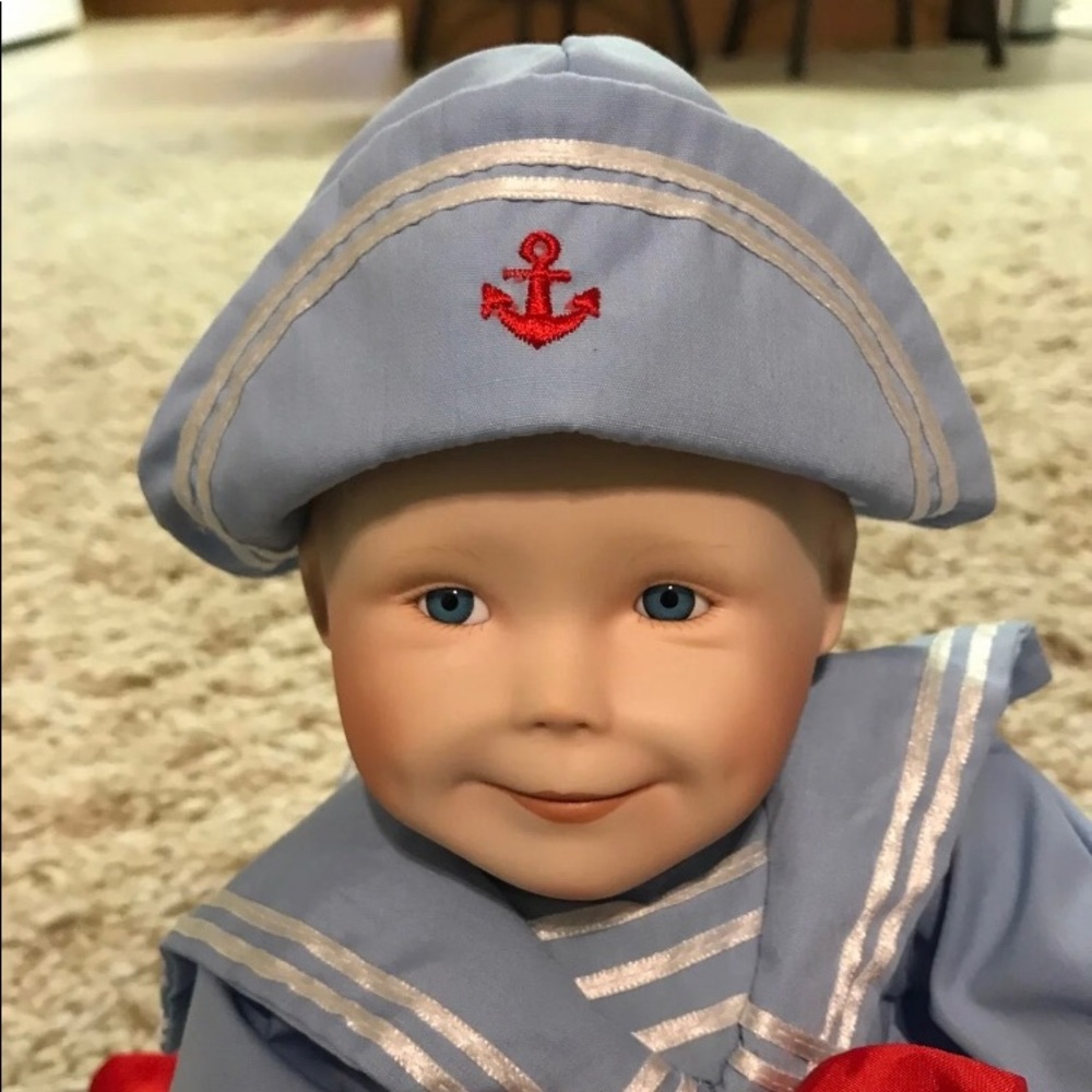 Ashton Drake Doll - Picture 4 of 8